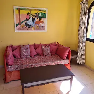 Oasis Royal F320 Corralejo